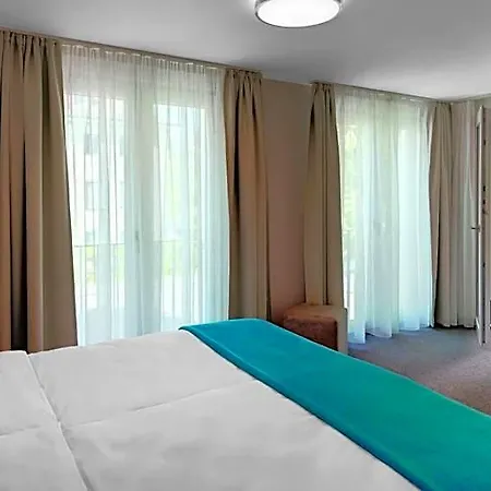 وبنسيون سيريتش 3* لينداو
